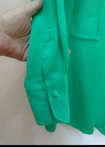 Yeşil Uzun Kollu Düğmeli Kadın Saten Gömlek - Görsel 4