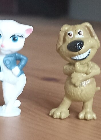 Kinder Figür 