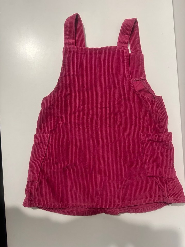 Kız Çocuk Pembe Düğmeli Askılı Elbise - Görsel 3