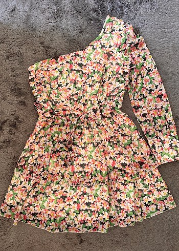 Çiçek Desenli Tek Kollu Mini Elbise - Görsel 2