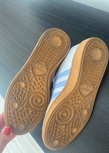 37 Beden Adidas spor ayakkabı