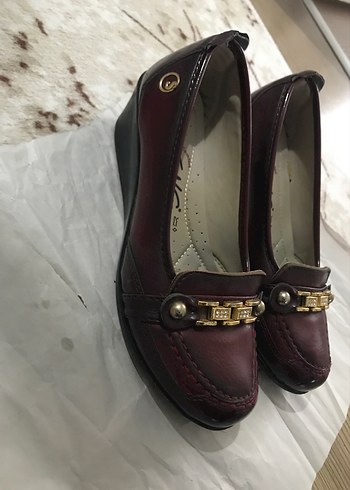Burgundy Deri Dolgu Topuklu Tokalı Kadın Babet - Görsel 2