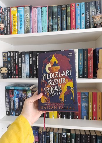 Beden Renk Ateşin Peşinde - Yıldızları Özgür Bırak /Yabancı Yayınları