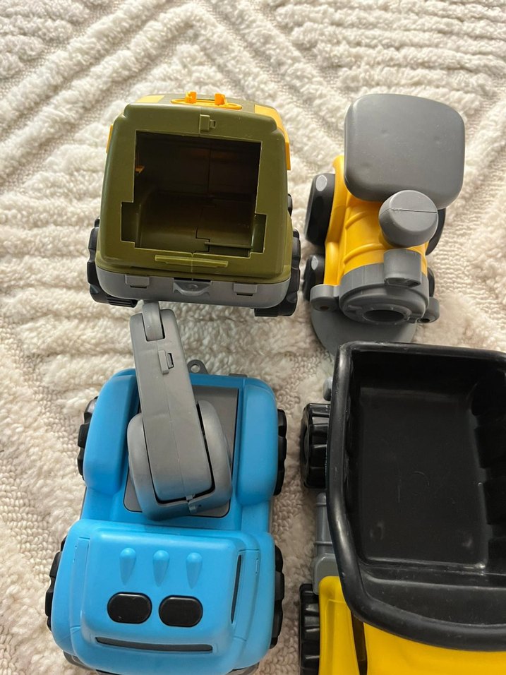 Sarı ve Gri Oyuncak Arabalar Seti - Görsel 4