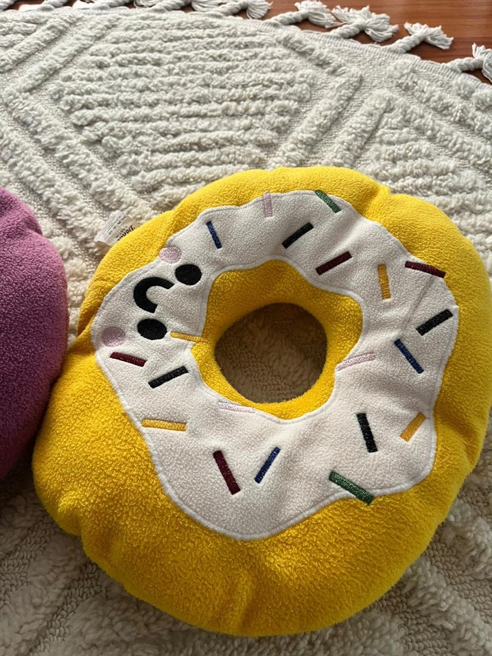 Renkli Donut Tasarımlı Peluş Oyuncaklar - Görsel 3