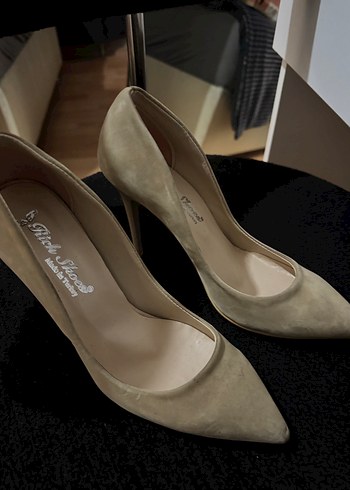 Bej Süet Stiletto Topuklu Kadın Ayakkabı - Görsel 2