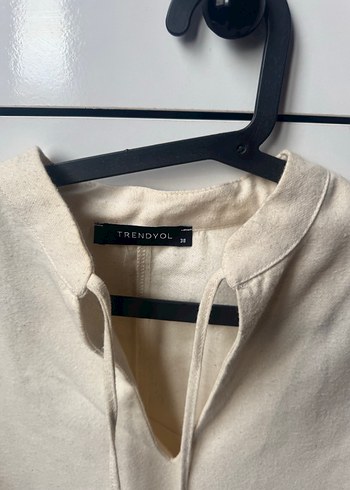 Nakışlı, V Yakalı Kadın Keten Gömlek - Görsel 3