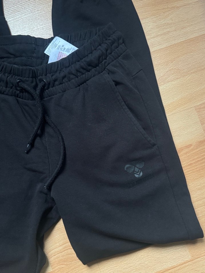 Hummel Siyah Rahat Kesim Kadın Eşofman Altı - Görsel 2