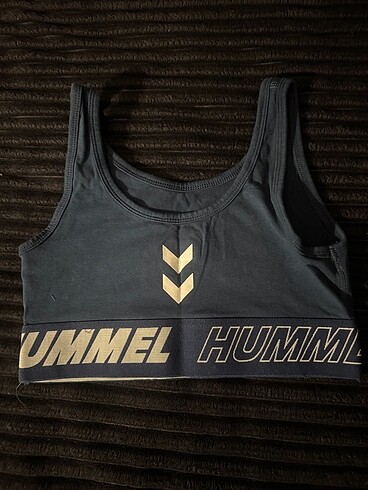 Hummel Büstiyer