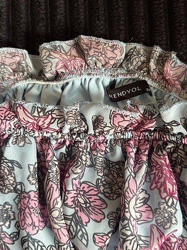 m Beden Trendyol Crop Bluz