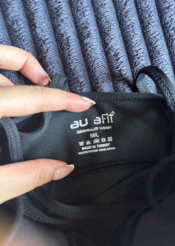 Siyah Spor Sütyeni Çapraz Askılı - Görsel 3