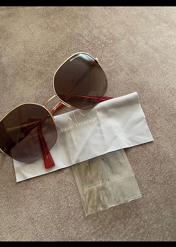 Bej Parlak Armani Exchange Kadın Güneş Gözlüğü