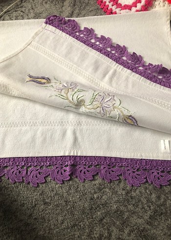 Mor Nakışlı Havlu - Görsel 2