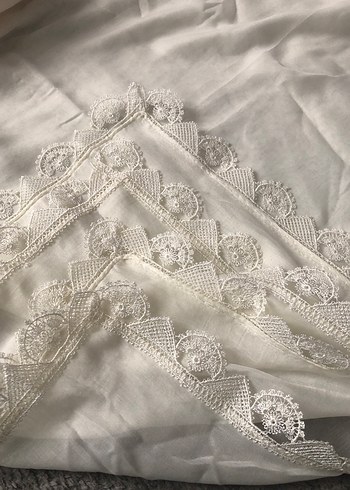 Dantel Detaylı Beyaz Kadın Fular - Görsel 2