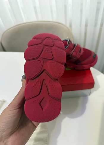 Erkek Çocuk Kırmızı Cırtlı Spor Ayakkabı - Görsel 3