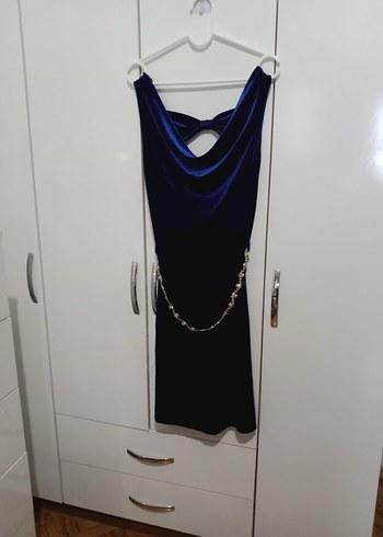 Zincir Detaylı Lacivert Uzun Abiye Elbise - Görsel 2