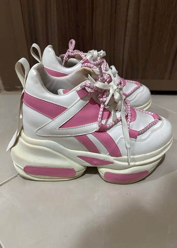 Beyaz Platform Topuklu Bağcıklı Spor Ayakkabı - Görsel 13