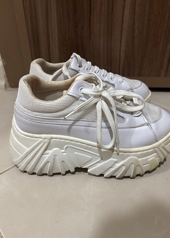 Beyaz Platform Topuklu Bağcıklı Spor Ayakkabı - Görsel 11