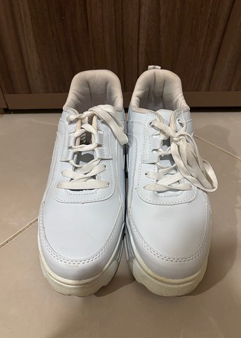 Beyaz Platform Topuklu Bağcıklı Spor Ayakkabı - Görsel 6