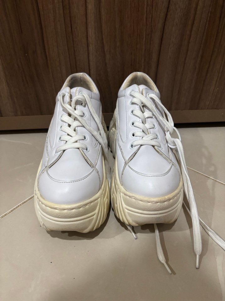 Beyaz Platform Topuklu Bağcıklı Spor Ayakkabı - Görsel 2