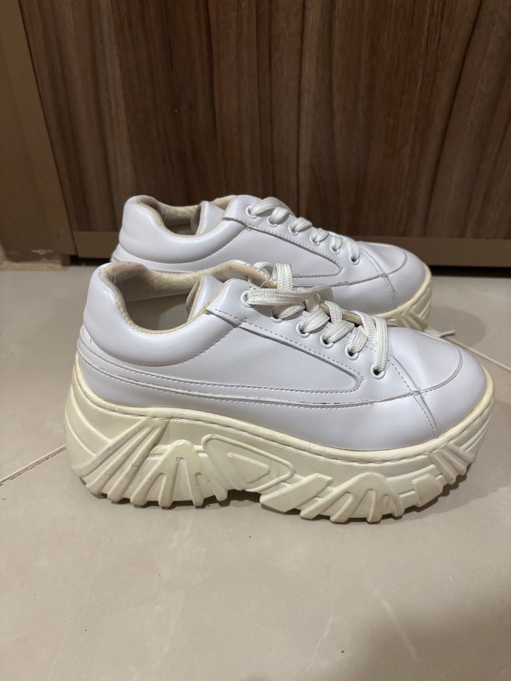 Beyaz Platform Topuklu Bağcıklı Spor Ayakkabı - Görsel 4