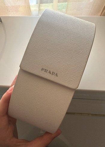 Prada Güneş Gözlüğü - Görsel 3