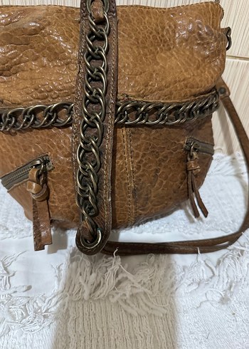 Massimo Dutti Zincir Detaylı Kahverengi Yılan Derisi Desenli Deri Çanta