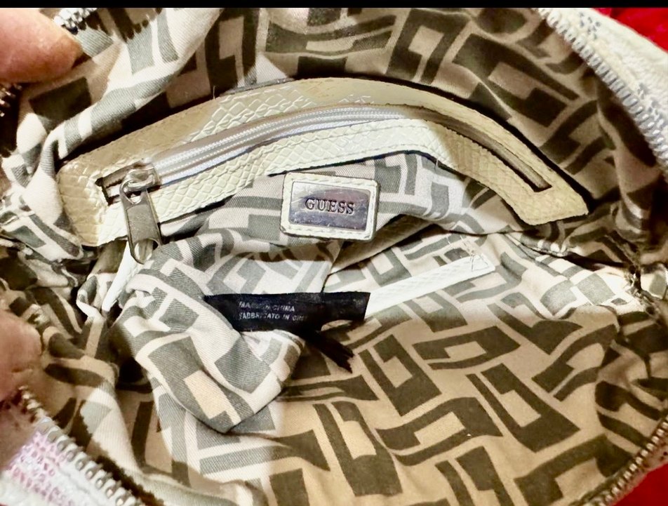 Guess crossbody - Görsel 4