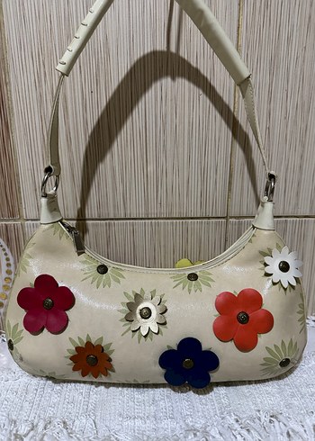 Bej Deri Çiçekli Boncuklu Kadın Çantası - Görsel 3