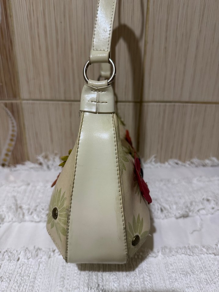 Bej Deri Çiçekli Boncuklu Kadın Çantası - Görsel 5