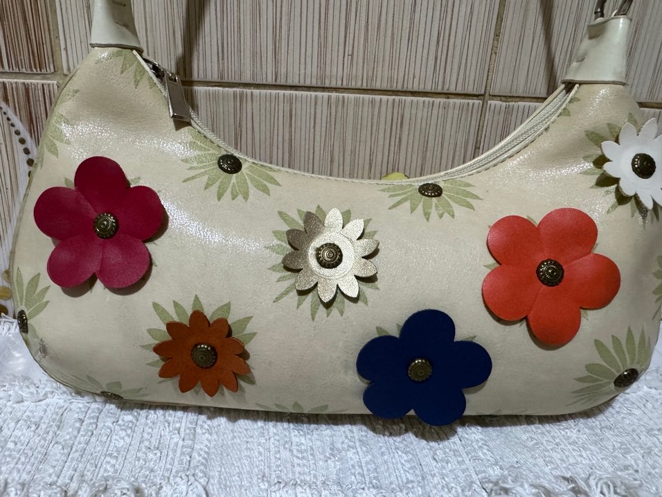 Bej Deri Çiçekli Boncuklu Kadın Çantası - Görsel 4