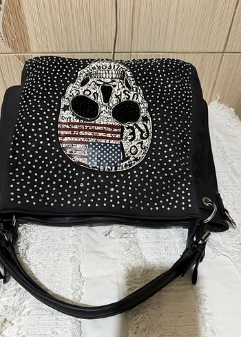 Siyah Deri Rock Punk Nakışlı Çanta - Görsel 2