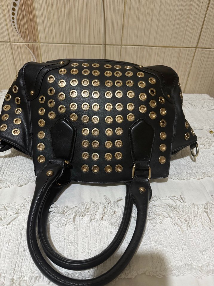Siyah Deri Çivili Gotik Kadın Çantası - Görsel 5