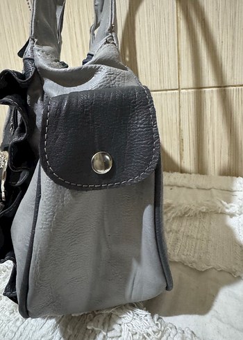 Tokalı Gri Deri Kadın Çanta - Görsel 3