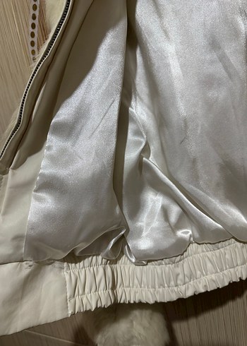 Kadın Beyaz Kürk Detaylı Midi Boy Mont - Görsel 4