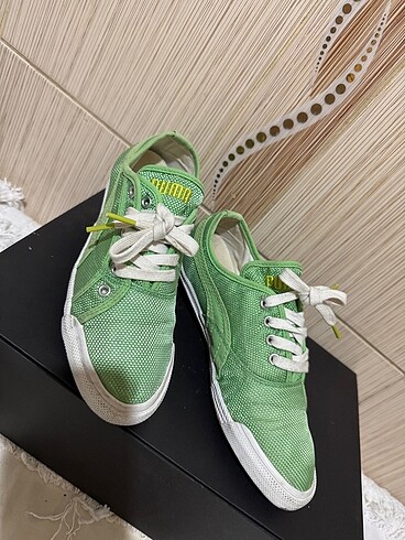 37,5 Beden Puma spor ayakkabı