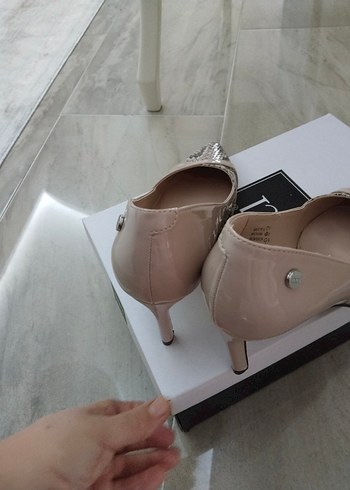 İnci Bej Yılan Desenli Stiletto Topuklu Kadın Ayakkabı - Görsel 3