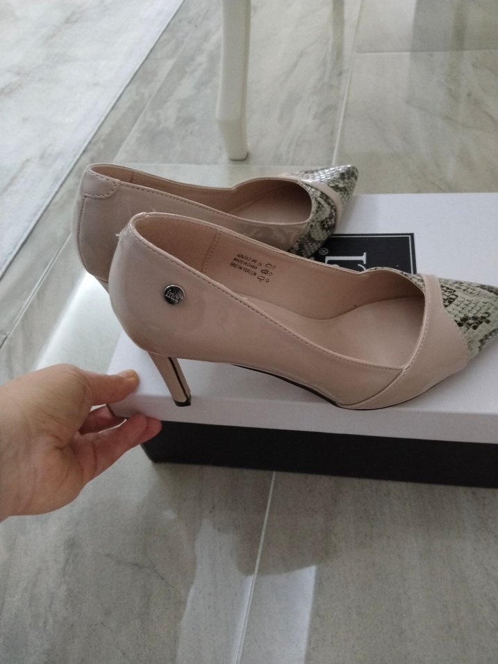 İnci Bej Yılan Desenli Stiletto Topuklu Kadın Ayakkabı - Görsel 2