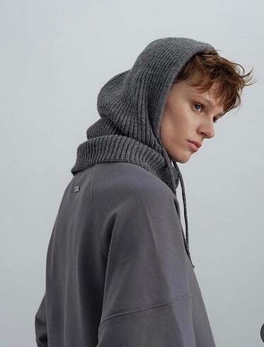 Pull and Bear kk design bağcıklı bere