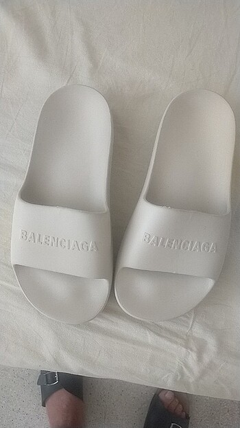 Terlik balenciaga 