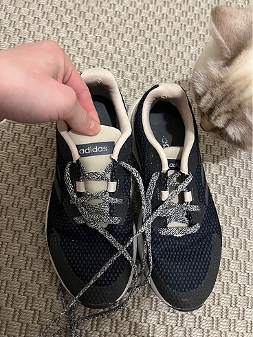 Adidas spor ayakkabı