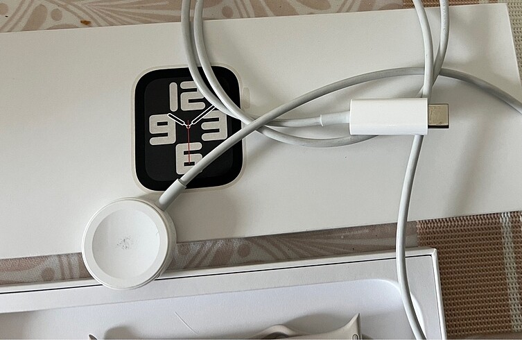  Beden Apple Watch SE