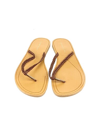 40 Beden Charles & Keith Terlik %70 İndirimli.