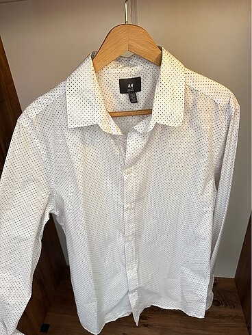 H&M H&M Beyaz Puantiyeli Erkek Gömlek