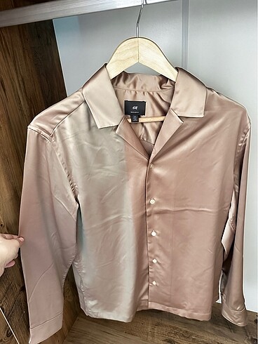 H&M H&M Regular Fit Saten Erkek Gömlek