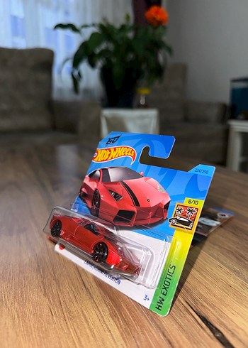  Kırmızı Hot Wheels Lamborghini