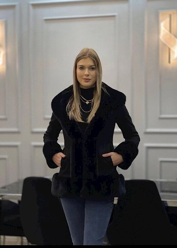 Siyah Midi Boy Kürk Detaylı Kadın Mont - Görsel 7