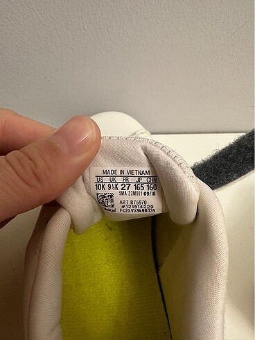 27 Beden Yepyeni Adidas ayakkabı orijinal