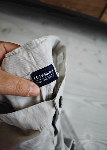 LC Waikiki Bej Keten çocuk şort