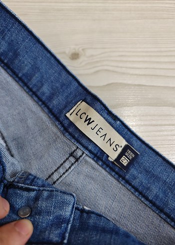 Erkek Çocuk Bağlama Desenli Denim Şort